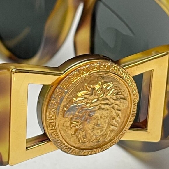 GIANNI VERSACE Vintage 1996 Light Brown Tortoise Frame Sunglasses Gold Medusa MO main image 14